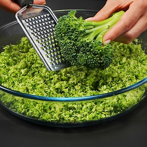 Ever since I learned this broccoli recipe, my family asks me to cook it every day Ingredients: water: 1 l (34 pt) broccoli: 1 pc water: 1 l (34 pt) vinegar: 50 ml (1.7 fl oz) LEAVE: 10 MIN onion: 1 pc carrot: 2 pc orange bell pepper: 1 pc salt: 3 g (0.1 oz) black pepper: 3 g (0.1 oz) basil: 3 g (0.1 oz) garlic: 10 g (0.4 oz) eggs: 4 pc cooking cream: 200 ml (6.8 fl oz) salt: 4 g (0.1 oz) black pepper: 4 g (0.1 oz) parmesan: 100 g (3.5 oz) basil: 5 g (0.2 oz) sweet paprika: 5 g (0.2 oz) parmesan: