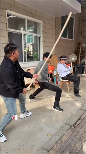 UJI KEKUATAN PAHA #shorts #trending #viral #youtubeshorts #lucu