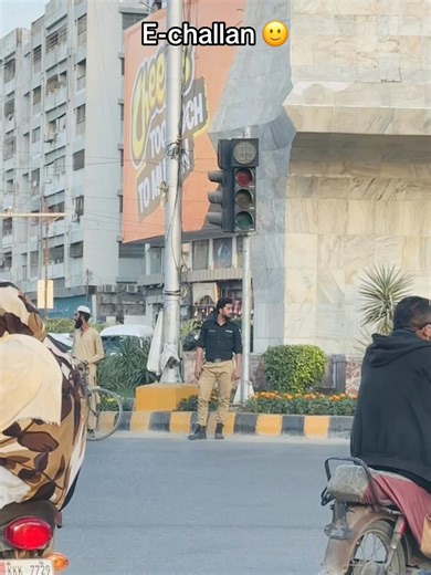 Understanding E-Challan System in Karachi