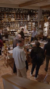 Austrian wine in the global spotlight 🇦🇹🍷 With one of the biggest event programmes of all time, Austrian Wine ensures that wine from Austria is present around the globe 🌍 The year got off to a brilliant start: Millésime Bio, Wine Paris, Austrian Tasting London and ProWein Düsseldorf impressively showcased the diversity of Austrian wines 🍾 And it goes on! 🚀 Here are the next highlights: 📍 A close look at Stockholm (7 - 9 April) 📍 Walk-around Bangkok (22 May) 📍 Vinexpo Asia (27 - 29 May) 