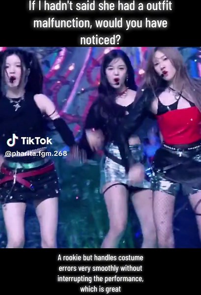 A rookie but handles costume errors very smoothly without interrupting the performance, which is great #PHARITA #BABYMONSTER #ภาริตา #파리타