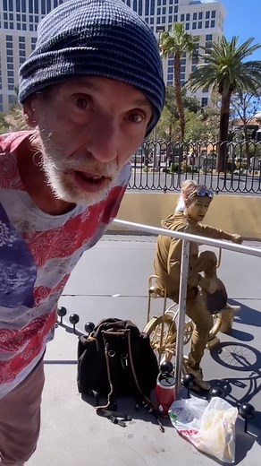95K views · 2.8K reactions | Missed the kid dropping a dollar #busker #lasvegas #nevada #mime #gold #statue #street #streetperformer #funny #fun #instagram #instagood #love | Tony Button | Facebook