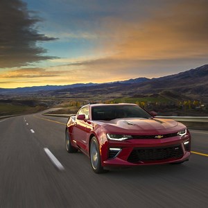 198K views · 3.6K reactions | A legend at any speed. And at any time. #Camaro -- Camaro V8 Coupe 6.2L Fuel consumption in l/100 km (combined): 12,8-11,1 CO2 emissions in g/km (combined): 292-252 | Chevrolet Europe | Facebook