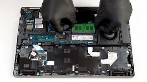 Inside Dell Precision 15 3561 - disassembly and upgrade options
