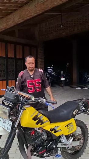 Ready lagi 1 unit Suzuki Ts 125 surat lengkap pajak off, kondisi mulus, mesin enak garing. Harganya 31 juta rupiah #tulungagung #jualbelimotorsecond #classicar