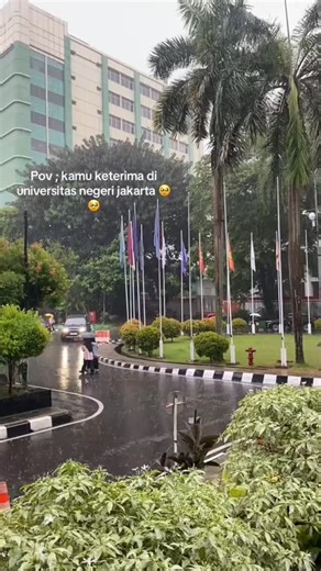 Universitas Negeri Jakarta on Instagram: "Unj kalo ujan dingin nya ke puncak Source tiktok/ygxssgjy #mabaunj #unj #universitasnegerijakarta #mahasiswaunj"