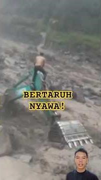 Moments Before Merapi's Lava Erupts! Sand Miners Risk Their Lives for a Living