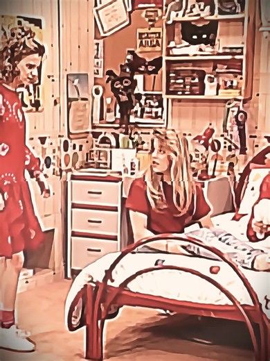 Full House episode clip: DJ sneaks out to meet Ryan (90s sitcom)