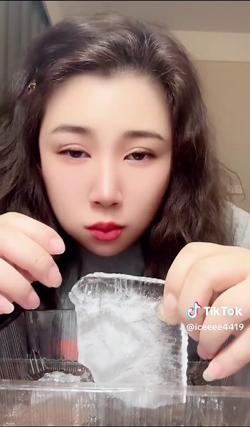 Satisfying Ice ASMR Eating Sounds Compilation