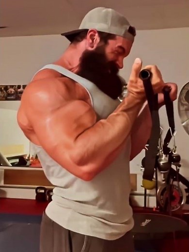 Lumberjack working out