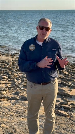 🌊 Red Sea or Aqaba? The Bible Gives the Answer ✝️ Was the Exodus crossing at the Gulf of Aqaba—or here at Suez? While some argue for Aqaba and Mount Sinai in Arabia, the biblical details tell a different story. A 400 km trek from Goshen to Aqaba doesn’t fit the timeline, and Paul’s reference to “Arabia” in Galatians doesn’t exclude the Sinai Peninsula. Numbers 33 describes Israel returning to the Red Sea after the crossing—something impossible with an Aqaba route. Geography, distance, and Scrip