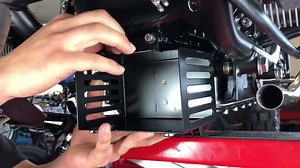 2.8K views · 50 reactions | BMW „under engine“ Batteriekasten, der bei allen BMW R45 R65 R80 R100 direkt unter dem Getriebe montiert wird. Passend für alle Monolever, Paralever und Twinshock Modellen. https://www.sport-evolution.de/bmw-spezial/bmw-umbauteile/batteriekaesten-und-batterien/ | Sport-Evolution | Facebook