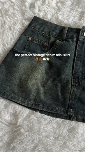 On sale! It’s short so I would size up if you’re unsure! 🙌⭐️ @EMMIOL Denim #miniskirt #vintagedenim #tiktokshopcybermonday #tiktokshopblackfriday #fashion