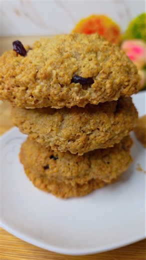3-Ingredient Oatmeal Cookies 🍪 | Easy, Healthy & Delicious #shorts