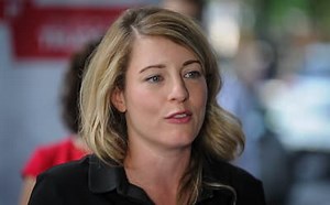 Mélanie Joly n’est pas un «punching bag»