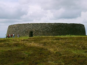14K views · 262 reactions | Ancient Irish Stone Fort - Grianan of Aileach in Co. Donegal, over looking three counties of Ireland and the city of Derry. Be sure to check out out dvd collection at www.farmingvideoshop.com | Videos of Irish Farming Life | Facebook