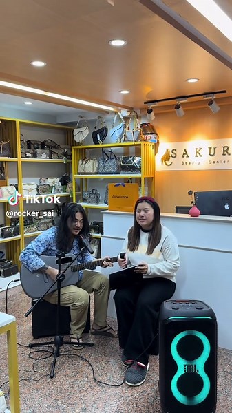 မၢဝ်ႇၸၼ်ႉၸွမ်လွမ်ႁၵ်ႉသၢဝ်ဝၢၼ်ႈၼွၵ်ႈ: DJ Rock တဏွာ