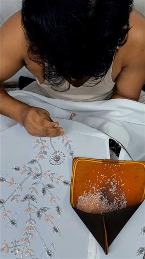 silver orange 🍊🍊 colour hand work white 🤍 colour cloth new hand work abaya Arifa abaya 🆕