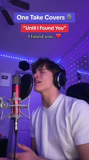 I'll Be Home for Christmas: Singing Videos by Alex Sampson