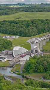 This boat lift in Falkirk, Scotland, is unique. The only rotating boat lift in the world, its design is reminiscent of a Ferris wheel. The Falkirk Wheel connects two canals with a height difference of 24 metres: the Forth and Clyde Canal and the Union Canal. Opened in 2002, the Falkirk Wheel has become a popular outing destination — to be experienced from a boat or in the visitor center next door. 📍 Scotland 📸 instagram.com/scotdrone/ | DW Travel