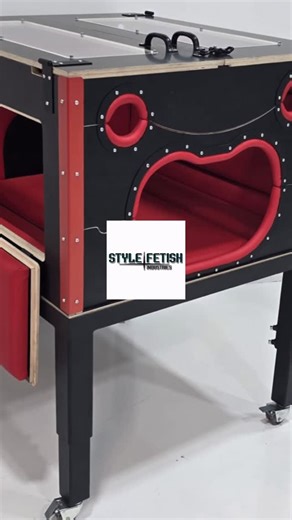 Stylefetish | English below: Die in die Box integrierten Systemschienen ermöglichen das Anbringen von Fixierungsriemen für eine zusätzliche Fesselung des... | Instagram