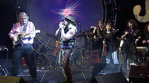 Jeff Jarrett performs "With My Baby Tonight": In Your House 2