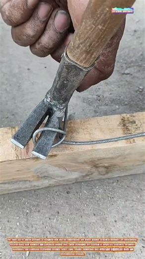 The Art of Securing Timber Joints with Claw Hammers and Galvanized Wire Binding