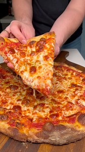 254K views · 5.3K reactions | Xxxtra well done♨️ Try my easy same day dough recipe, it’s the pinned post on my page! DM me your pizza pics to be featured in my stories Subscribe to my Patreon for step by step tutorials of my home-oven-pizzas離Link in bio #pizza #food #asmr #mukbang | pizzofart | Facebook