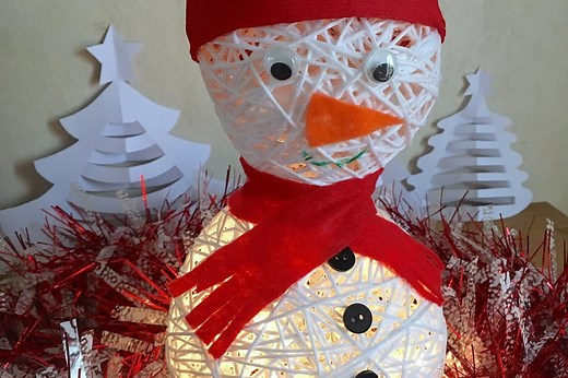 Comment faire un bonhomme de neige avec des fils
