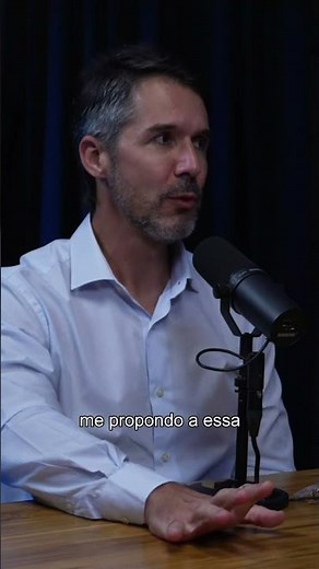 O sono apresenta fases diferentes e ocorrem vários ciclos com essas fases durante a noite.