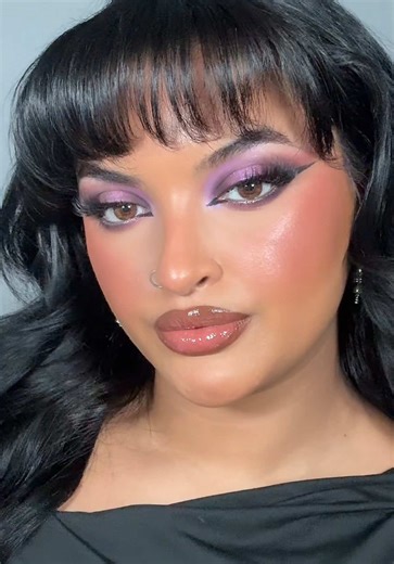 Tutorial de Maquillaje Creativo con Tonos Morados