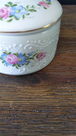 Vintage Limoges Porcelain Trinket Box - Hand-painted Floral, Gold Trim - Etsy