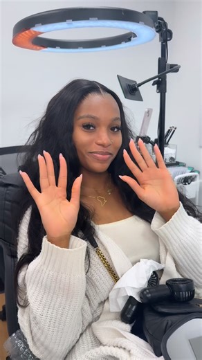 Lashedby Lizzy on Instagram: "lash look: overly ate😍"