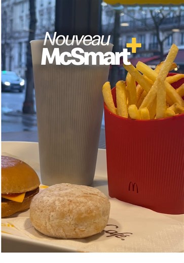 Il y a du nouveau dans ton McSmart ! 🆕 Viens découvrir notre nouvelle offre qui comprend : 1 burger au choix 1 petite boisson au choix 1 petit accompagnement au choix 🤩 L’extra - vraiment extra - où tu peux te faire plaisir avec : 👉 Un extra salé = un deuxième burger 👉 Un extra sucré = un Donut au sucre, un P’tit Milkshake, un McPops® ou un Espresso #mcdo #mcsmart #extra #mcdonalds #smart