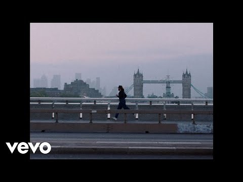 Hazlett - queen of the season (Official Video)
