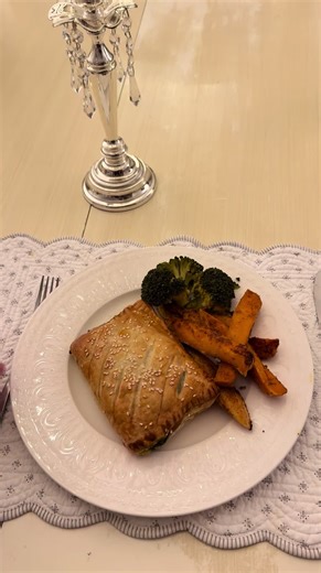 Mini Boursin Salmon En Croute - easy mid-week meal. #recipe #foodies #foodtok #salmon #salmonencroute