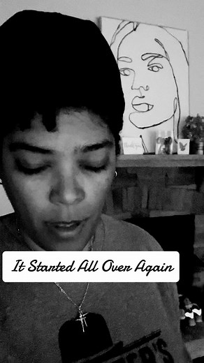 In 1942, Carl Fischer and Bill Carey wrote the song “It Started All Over Again”. In 1943, a version by Tommy Dorsey and Frank Sinatra was released and that same year a version by Jo Stafford and The Pied Pipers who used to play with Tommy Dorsey was also released. #singing #singingathome #acapella #1942 #carlfischer #billcarey #itstartedalloveragain #tommydorsey #1943 #franksinatra #jostafford #thepiedpipers