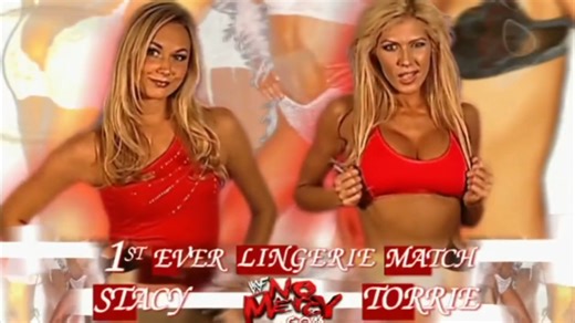 WWF Stacy Keibler vs. Torrie Wilson No Mercy 2001