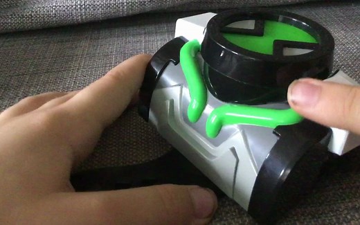 Ben 10 Omni-strike omnitrix 评测