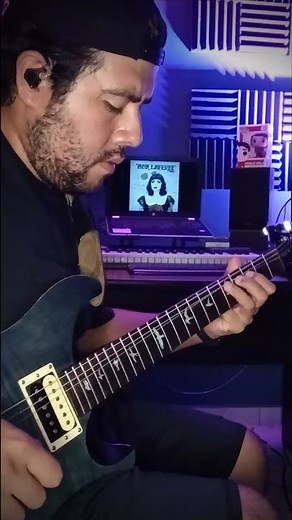 Tu falta de querer (Solo de guitarra) - Mon Laferte