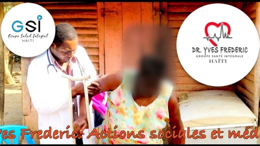 Dr. Yves Frederic aide la patiente à se lever après lui avoir prodigué des soins médicaux gratuits | Yves Frederic