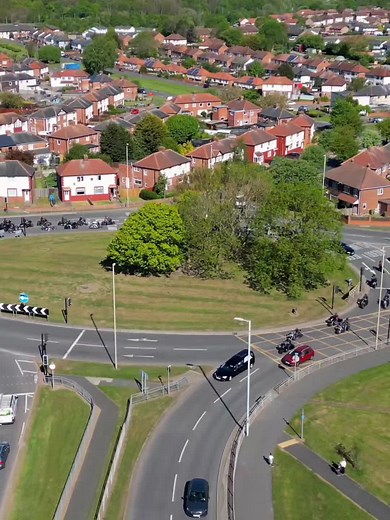 the Hells angels and over 1,500 Bikers bid farewell to their falling Brother Chris Browny Brown with the most impressive gathering for my friends funeral I've ever seen. rip Browny lad. x #hellsangles #funeral #foryoupage #southshields #dji