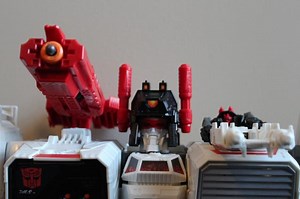 Generations Titan Metroplex In-Hand and Review