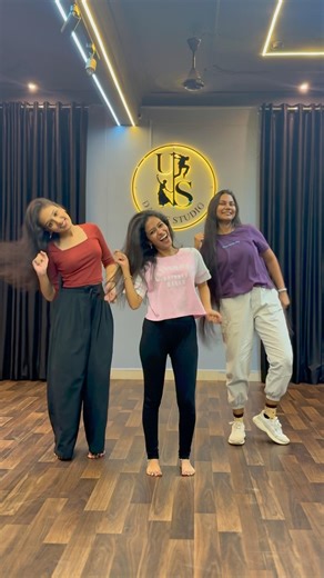 One short friend with two tall friends 😁.#saivanshu #trending #explorepage #viral #passion