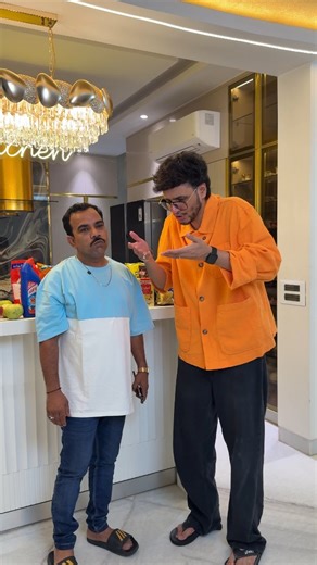 Nischay Malhan on Instagram: "Quick India Movement chal raha hai toh poochna toh padega na! 🤣 Get amazing discounts and delivery within 10 minutes. Sale is live till 28th September, only on @instamart ! #QuickIndiaMovement"