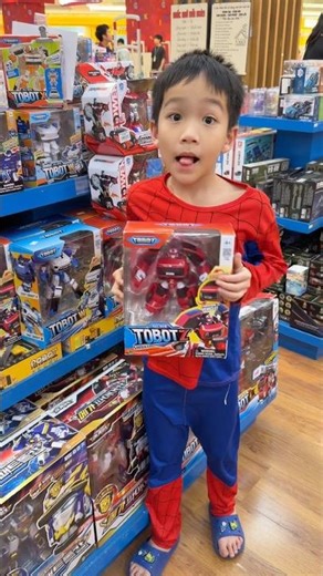 Help Spidey Choose robot