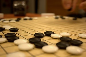 Following Artificial Intelligence Breakthrough, European Go Champion Loses Against Computer