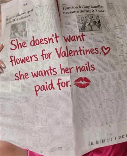 Toronto nail Artist on Instagram: "💘 Valentine Special ($50): Choose from 4 cute designs + Russian manicure + shellac. Limited spots! #valentines #valentinenails #northyorknails #torontonails #funnybunny"