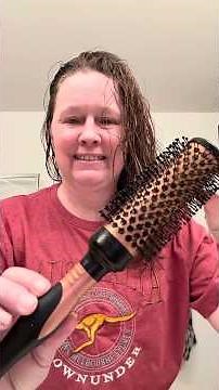 Big Bounce, Small Brush. The Secret to Salon Blowout at Home (Conair Quick Blow Dry Pro Round Brush,