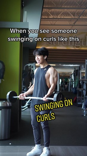Swinging on curls isn’t always a bad thing as it is a great way to overload the eccentric portion of a curl — this is what’s known as the cheat curl. Example: lets say you nornally can handle 60lbs for 8 reps in a bicep curl. Cheat curls will allow you to use something heavier like a 70lbs ez-curl bar and since you’re stronger in the eccentric you can further load thst portion by cheating the way up and going slow on the way down #fyp #fitness #gym #bodybuilding #tiktoktaughtme